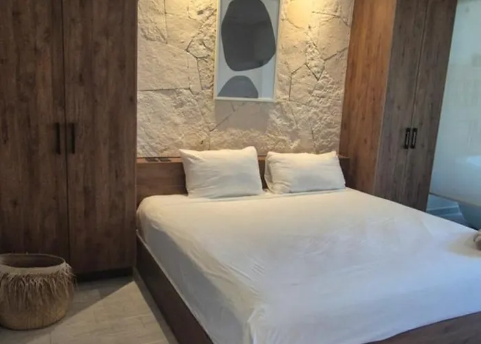Jade Luxury 24 Apartment